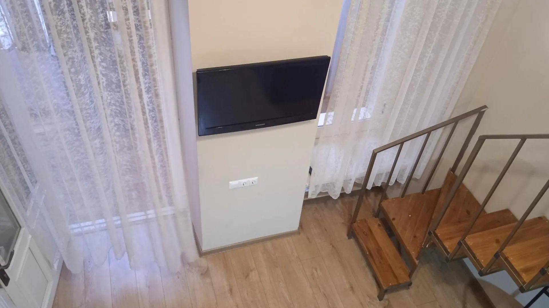 Apartament Smoking Lion Tbilisi